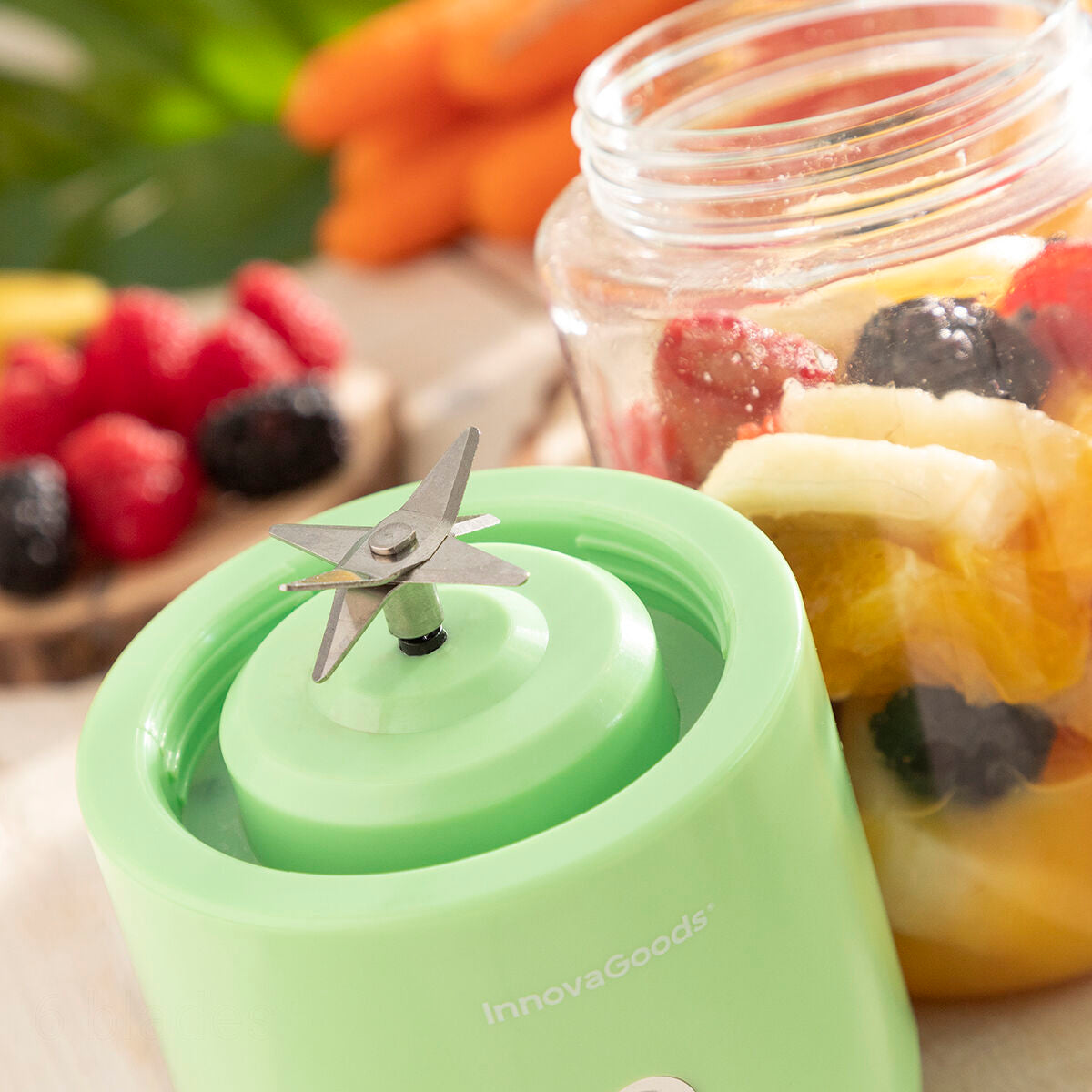Blendyr Go Cup – Portable USB Rechargeable Smoothie Blender by InnovaGoods