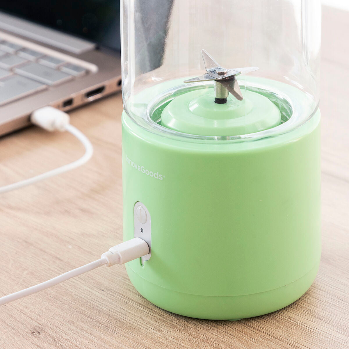 Blendyr Go Cup – Portable USB Rechargeable Smoothie Blender by InnovaGoods