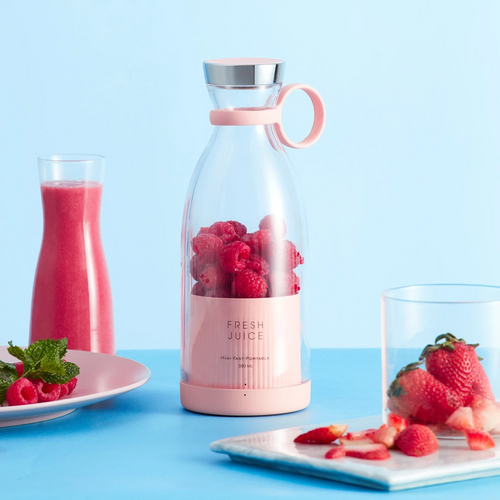 FreshSip Wireless Mini Juicer Cup – 4-Blade Portable Blender 350ml (White/Pink)